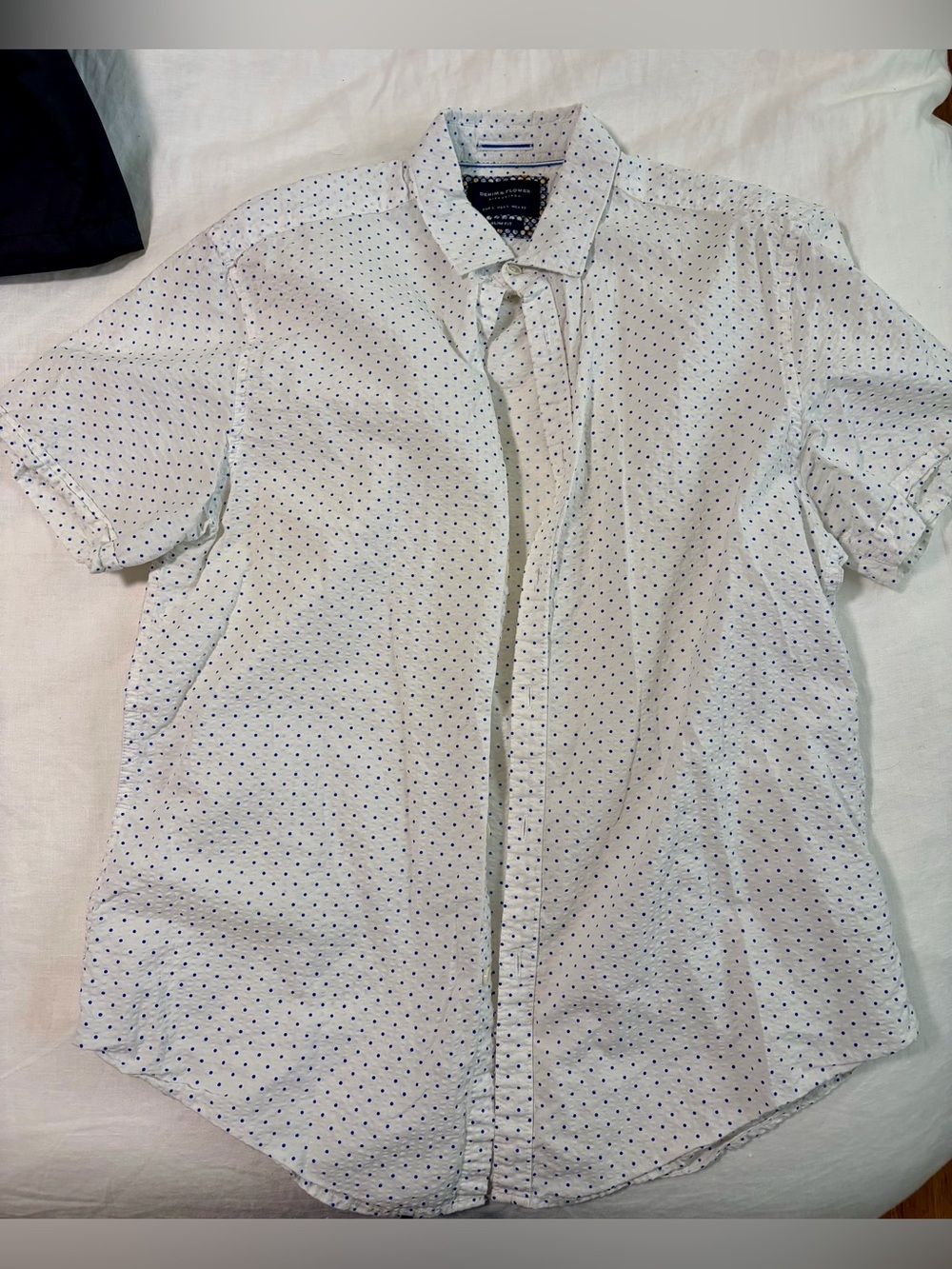 Men’s Denim & Flower Ricky Singh
Slim Fit Short Sleeve Button Down